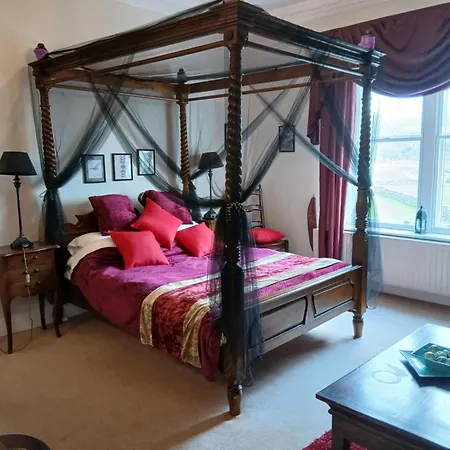 The Tennants Arms 3*
