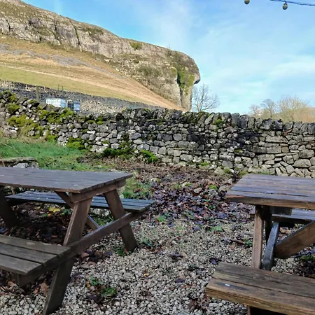 The Tennants Arms